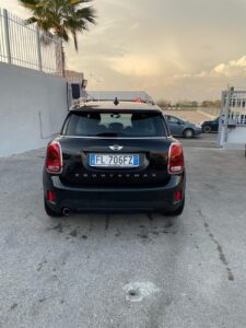 Rivenditore di auto usate plurimarche a Caivano